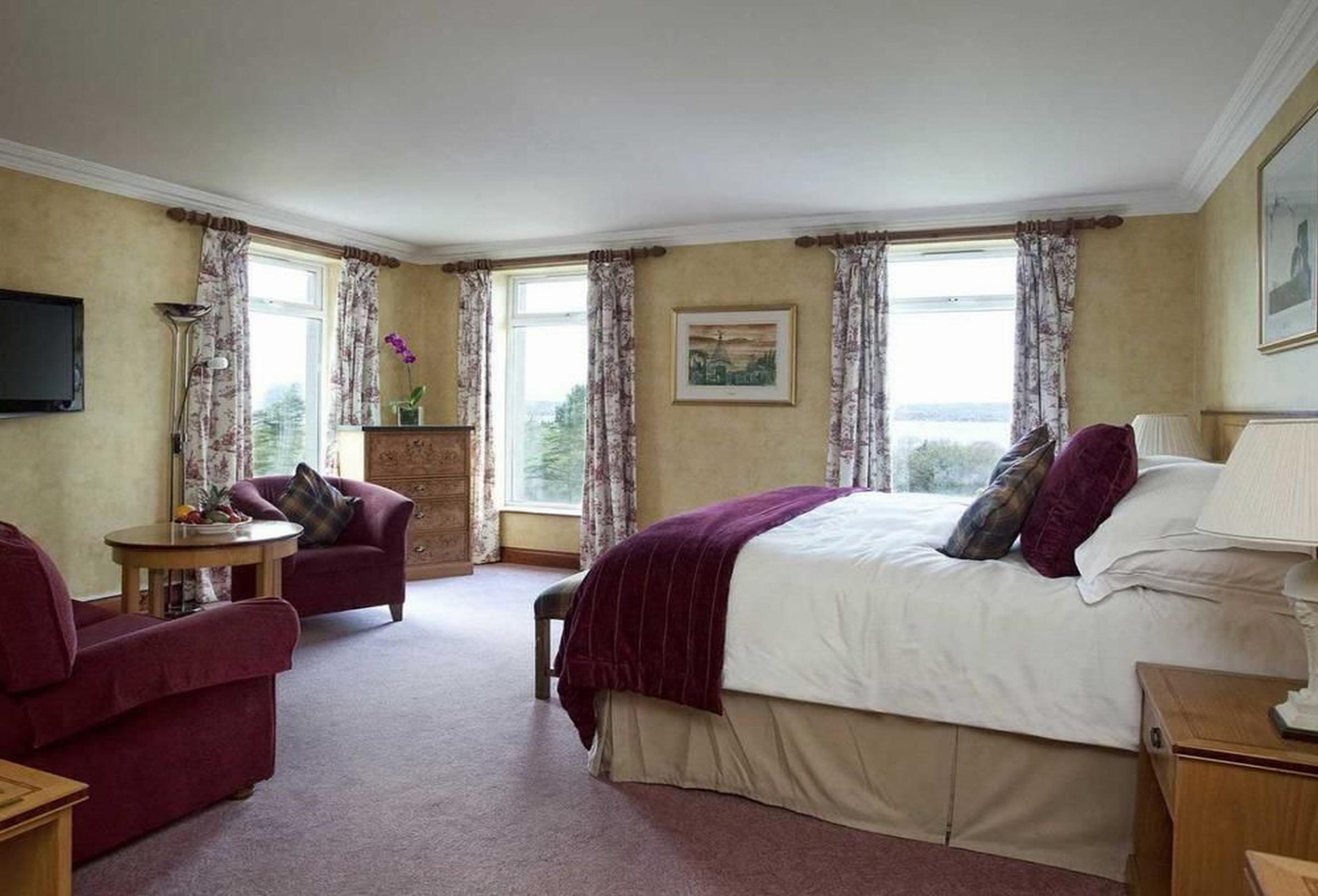 The Culloden Estate And Spa Holywood  Extérieur photo A bedroom at the hotel
