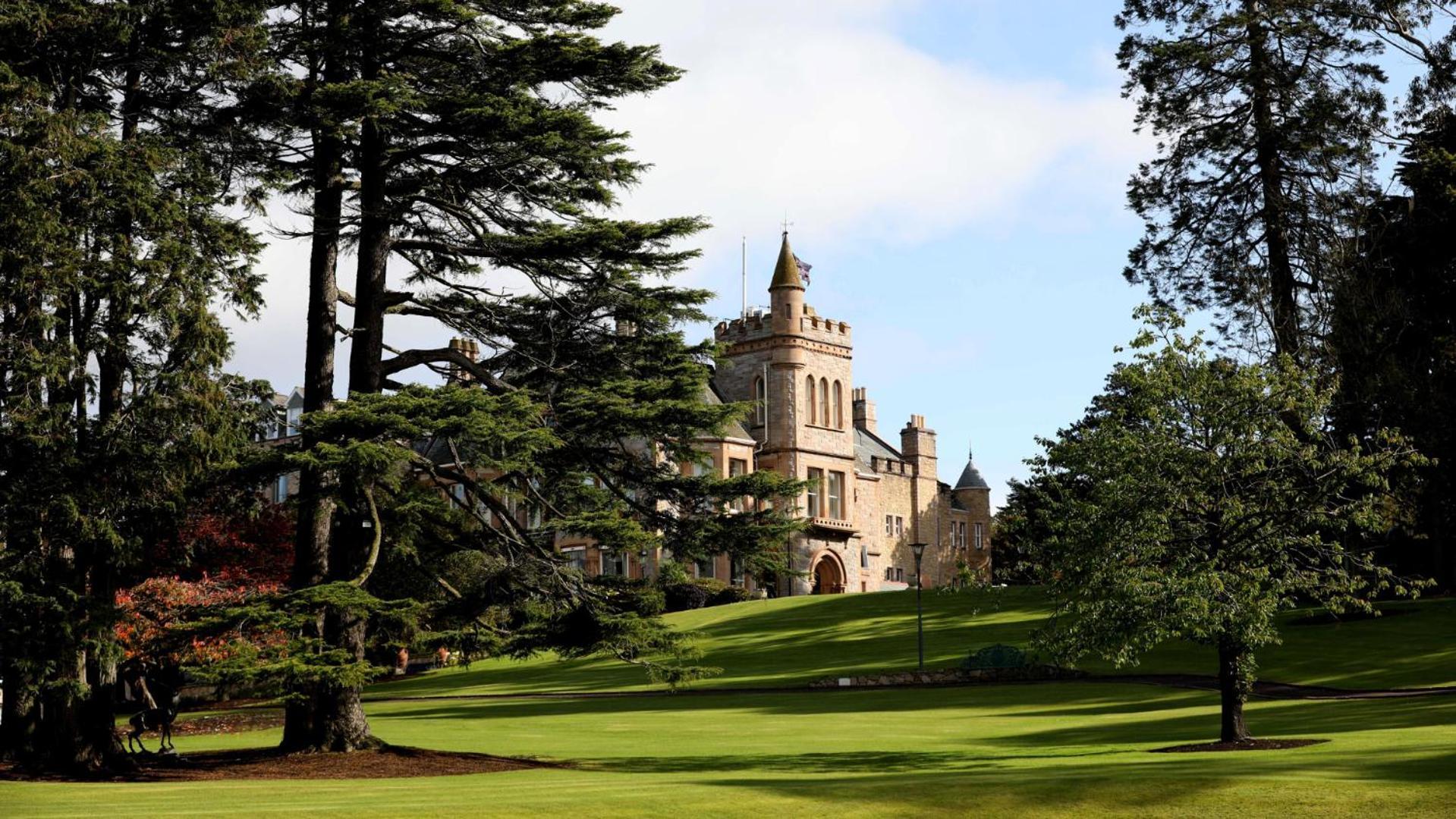 The Culloden Estate And Spa Holywood  Extérieur photo The main building of the university