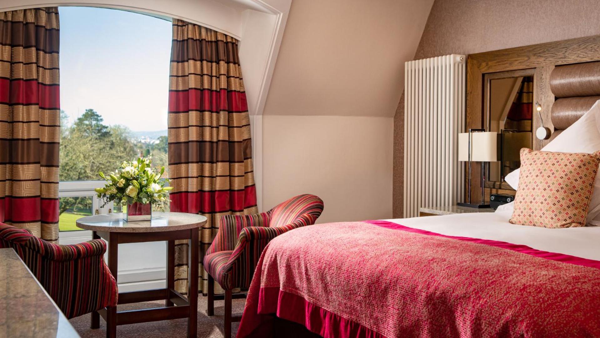 The Culloden Estate And Spa Holywood  Extérieur photo A bedroom at the hotel